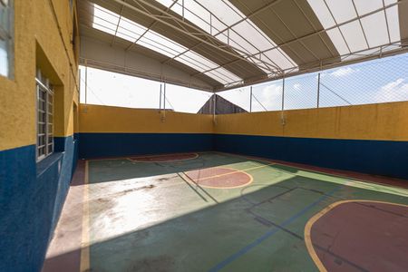 Casa para alugar com 300m², 8 quartos e 6 vagas