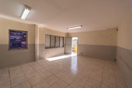 Casa para alugar com 300m², 8 quartos e 6 vagas