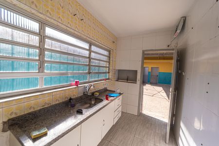 Casa para alugar com 300m², 8 quartos e 6 vagas