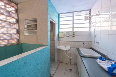 Casa para alugar com 300m², 8 quartos e 6 vagas