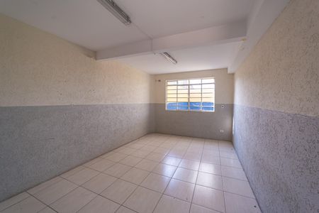Casa para alugar com 300m², 8 quartos e 6 vagas