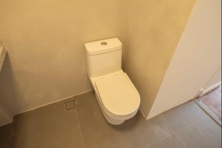 Apartamento à venda com 75m², 2 quartos e 1 vaga Apartamento à venda com 75m², 2 quartos e 1 vagaBanheiro da Suíte