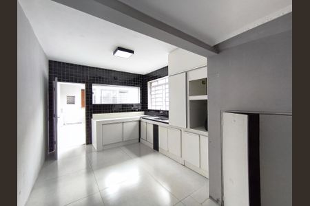 Casa à venda com 223m², 3 quartos e 5 vagasCozinha