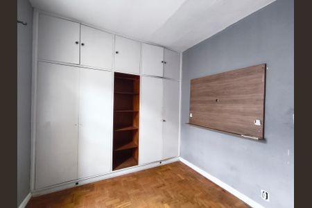 Casa à venda com 223m², 3 quartos e 5 vagasQuarto 2