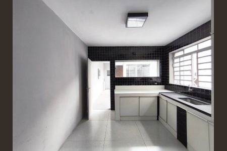 Casa à venda com 223m², 3 quartos e 5 vagasCozinha
