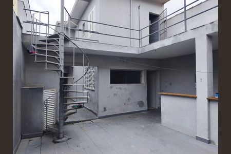 Casa à venda com 223m², 3 quartos e 5 vagasQuintal