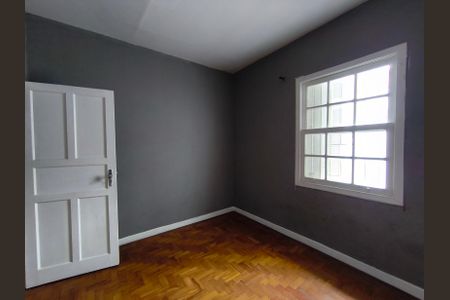 Casa à venda com 223m², 3 quartos e 5 vagasQuarto 2