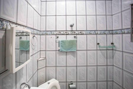 Banheiro de casa para alugar com 1 quarto, 25m² em Conceição, Diadema