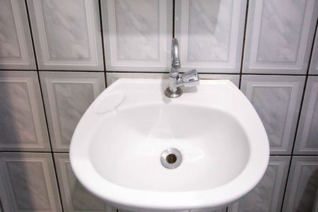 Banheiro de casa para alugar com 1 quarto, 25m² em Conceição, Diadema