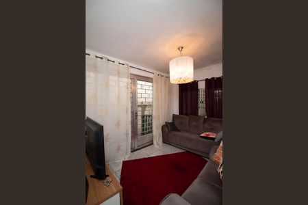 Sala de casa para alugar com 3 quartos, 18m² em Jardim do Papai, Guarulhos