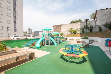 Apartamento para alugar com 49m², 2 quartos e 1 vaga Apartamento para alugar com 49m², 2 quartos e 1 vagaÁrea comum - Playground