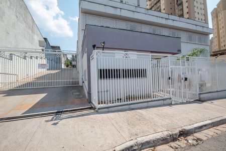 Apartamento para alugar com 49m², 2 quartos e 1 vaga Apartamento para alugar com 49m², 2 quartos e 1 vagaFachada