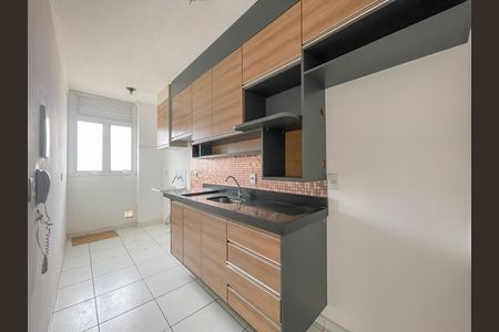 Apartamento para alugar com 49m², 2 quartos e 1 vaga Apartamento para alugar com 49m², 2 quartos e 1 vagaCozinha e Área de Serviço