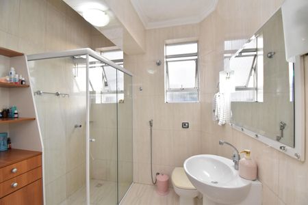 Apartamento para alugar com 140m², 3 quartos e sem vagaBanheiro