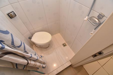 Apartamento para alugar com 140m², 3 quartos e sem vagaBanheiro de serviço