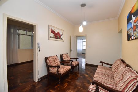 Hall de entrada de apartamento para alugar com 3 quartos, 140m² em Centro, Curitiba