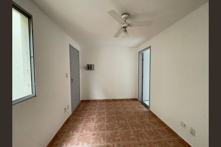 Apartamento para alugar com 49m², 2 quartos e 1 vagaSala