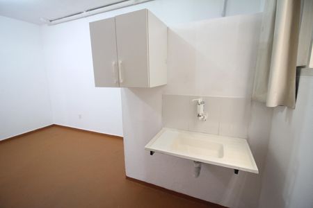 Cozinha de kitnet/studio para alugar com 1 quarto, 30m² em Bairro da Glória, Contagem
