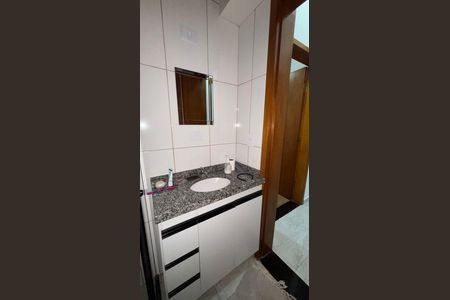 Apartamento à venda com 65m², 2 quartos e 2 vagasBanheiro social