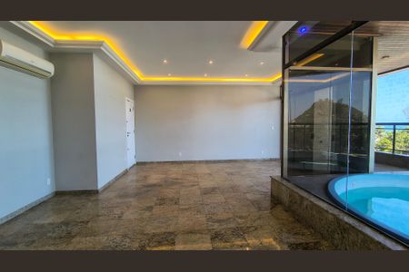 Apartamento à venda com 200m², 3 quartos e 3 vagas Apartamento à venda com 200m², 3 quartos e 3 vagasSala