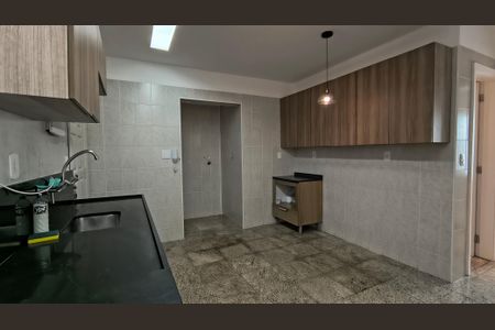 Apartamento à venda com 200m², 3 quartos e 3 vagas Apartamento à venda com 200m², 3 quartos e 3 vagasCozinha