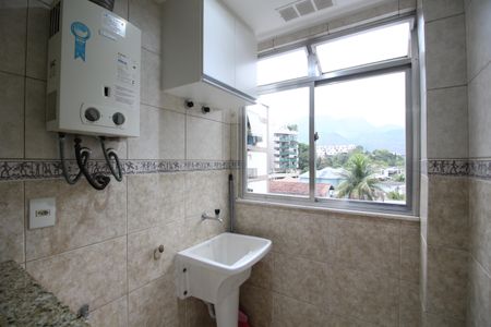 Apartamento à venda com 64m², 2 quartos e 1 vagaÁrea de Serviço