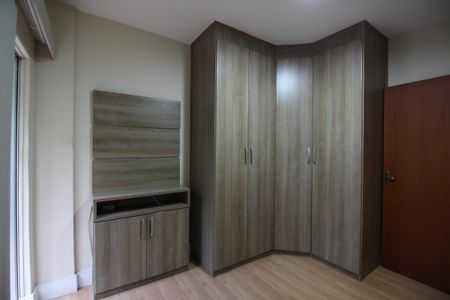 Apartamento à venda com 64m², 2 quartos e 1 vagaQuarto 2