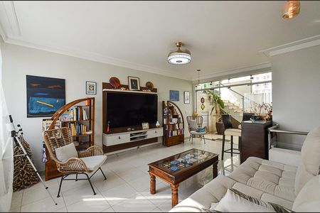 Apartamento para alugar com 480m², 4 quartos e 3 vagasSala de TV