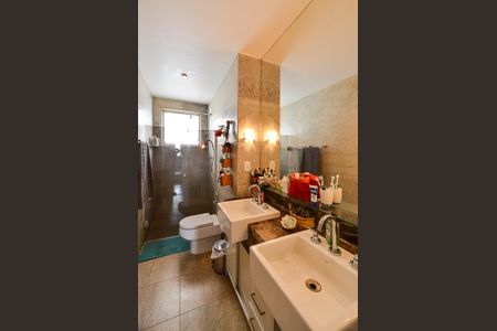 Apartamento para alugar com 480m², 4 quartos e 3 vagasBanheiro Suíte