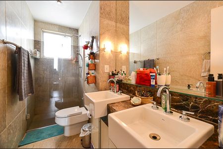 Apartamento para alugar com 480m², 4 quartos e 3 vagasBanheiro Suíte