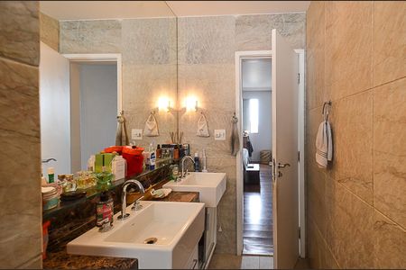 Apartamento para alugar com 480m², 4 quartos e 3 vagasBanheiro Suíte