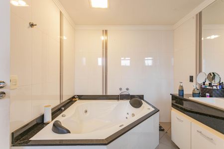 Apartamento à venda com 150m², 3 quartos e 3 vagasBanheiro da Suíte