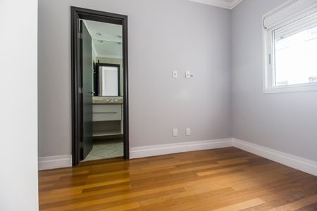 Apartamento à venda com 139m², 3 quartos e 2 vagas Apartamento à venda com 139m², 3 quartos e 2 vagasSuíte 3