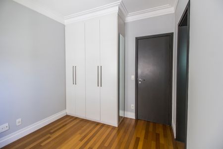 Apartamento à venda com 139m², 3 quartos e 2 vagas Apartamento à venda com 139m², 3 quartos e 2 vagasSuíte 3