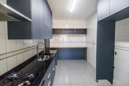 Apartamento à venda com 139m², 3 quartos e 2 vagas Apartamento à venda com 139m², 3 quartos e 2 vagasCozinha