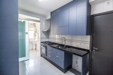 Apartamento à venda com 139m², 3 quartos e 2 vagas Apartamento à venda com 139m², 3 quartos e 2 vagasCozinha