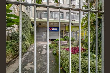 Apartamento para alugar com 82m², 2 quartos e sem vagaFachada