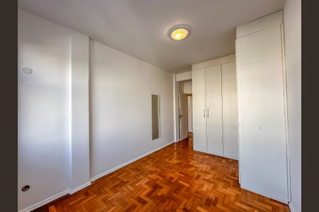 Apartamento para alugar com 82m², 2 quartos e sem vagaQuarto