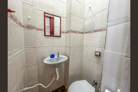 Apartamento para alugar com 82m², 2 quartos e sem vagaBanheiro de serviço