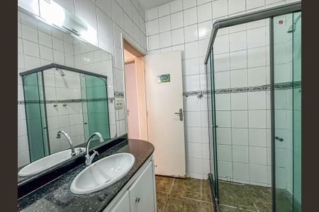Apartamento para alugar com 82m², 2 quartos e sem vagaBanheiro social