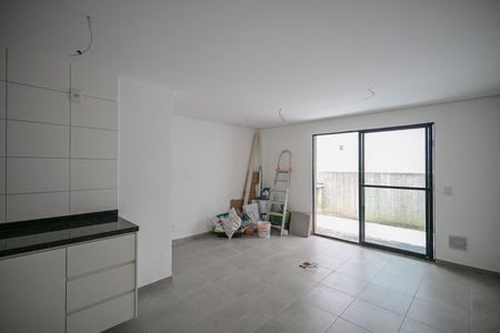 Casa de condomínio para alugar com 39m², 1 quarto e sem vagaSala/Quarto