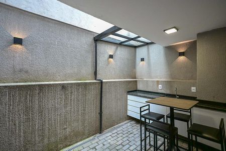 Varanda de kitnet/studio para alugar com 1 quarto, 40m² em Vila Ernesto, São Paulo