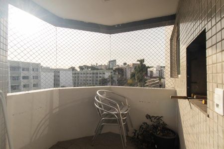 Apartamento para alugar com 120m², 3 quartos e 1 vaga Apartamento para alugar com 120m², 3 quartos e 1 vagaVaranda gourmet