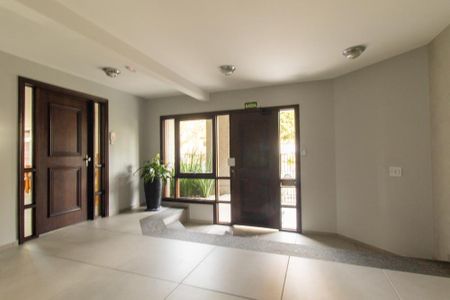 Apartamento para alugar com 120m², 3 quartos e 1 vaga Apartamento para alugar com 120m², 3 quartos e 1 vagaHall de entrada