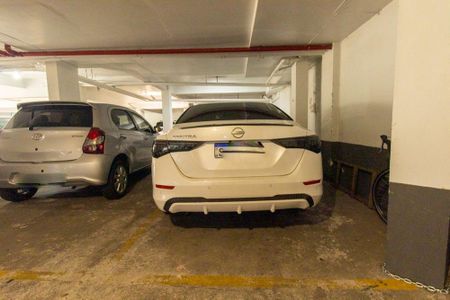 Apartamento para alugar com 120m², 3 quartos e 1 vaga Apartamento para alugar com 120m², 3 quartos e 1 vagaGaragem