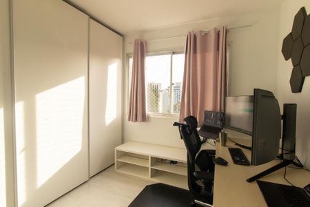 Apartamento para alugar com 120m², 3 quartos e 1 vaga Apartamento para alugar com 120m², 3 quartos e 1 vagaQuarto