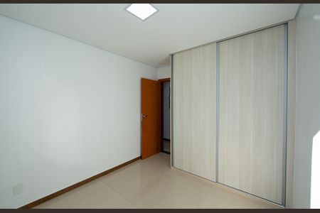 Apartamento à venda com 94m², 3 quartos e 2 vagasQUARTO2