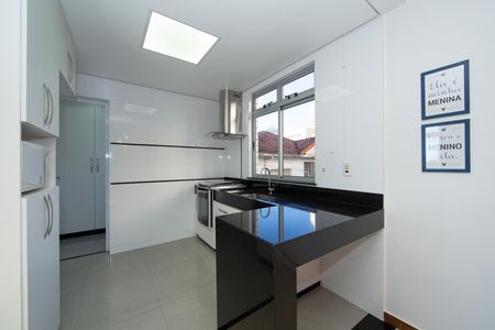 Apartamento à venda com 94m², 3 quartos e 2 vagasCOZINHA