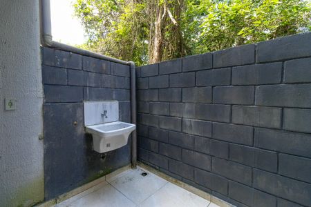 Casa de condomínio para alugar com 49m², 2 quartos e 1 vaga Casa de condomínio para alugar com 49m², 2 quartos e 1 vagaÁrea de Serviço