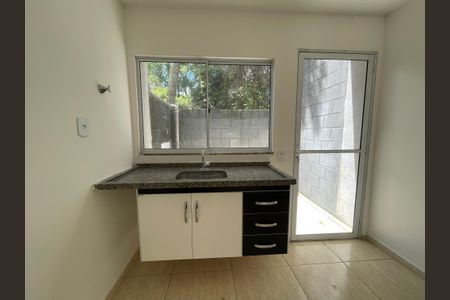 Casa de condomínio para alugar com 49m², 2 quartos e 1 vaga Casa de condomínio para alugar com 49m², 2 quartos e 1 vagaCozinha